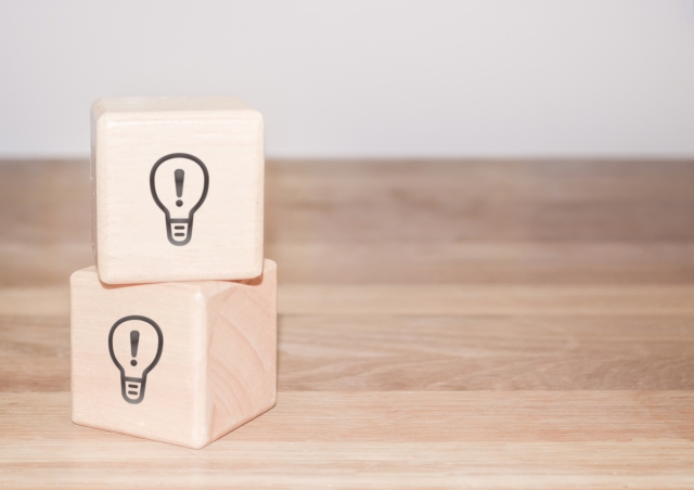 ポイント・アイデア・ピント・電球・コツ